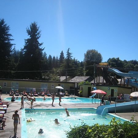Riverside Resort & Rv Park Qualicum Beach Extérieur photo