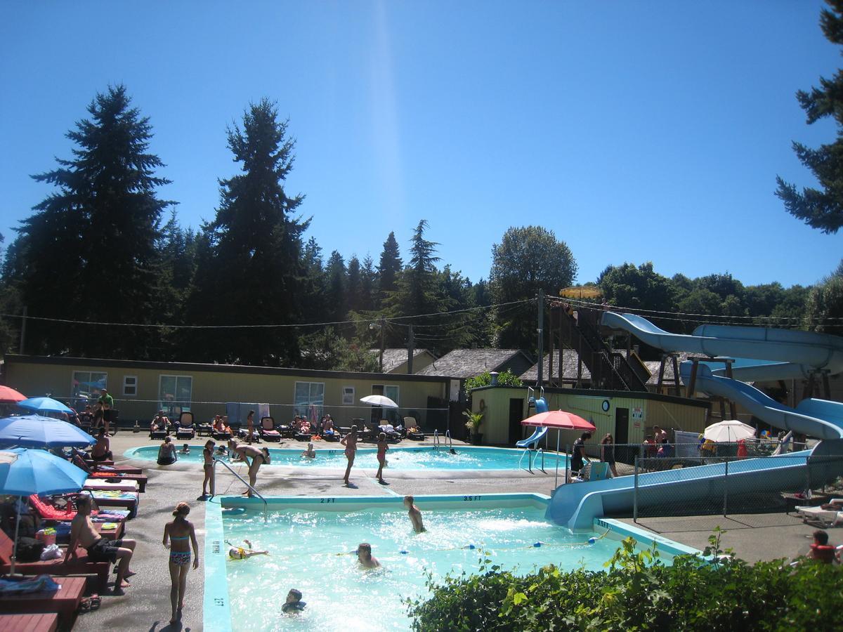 Riverside Resort & Rv Park Qualicum Beach Extérieur photo